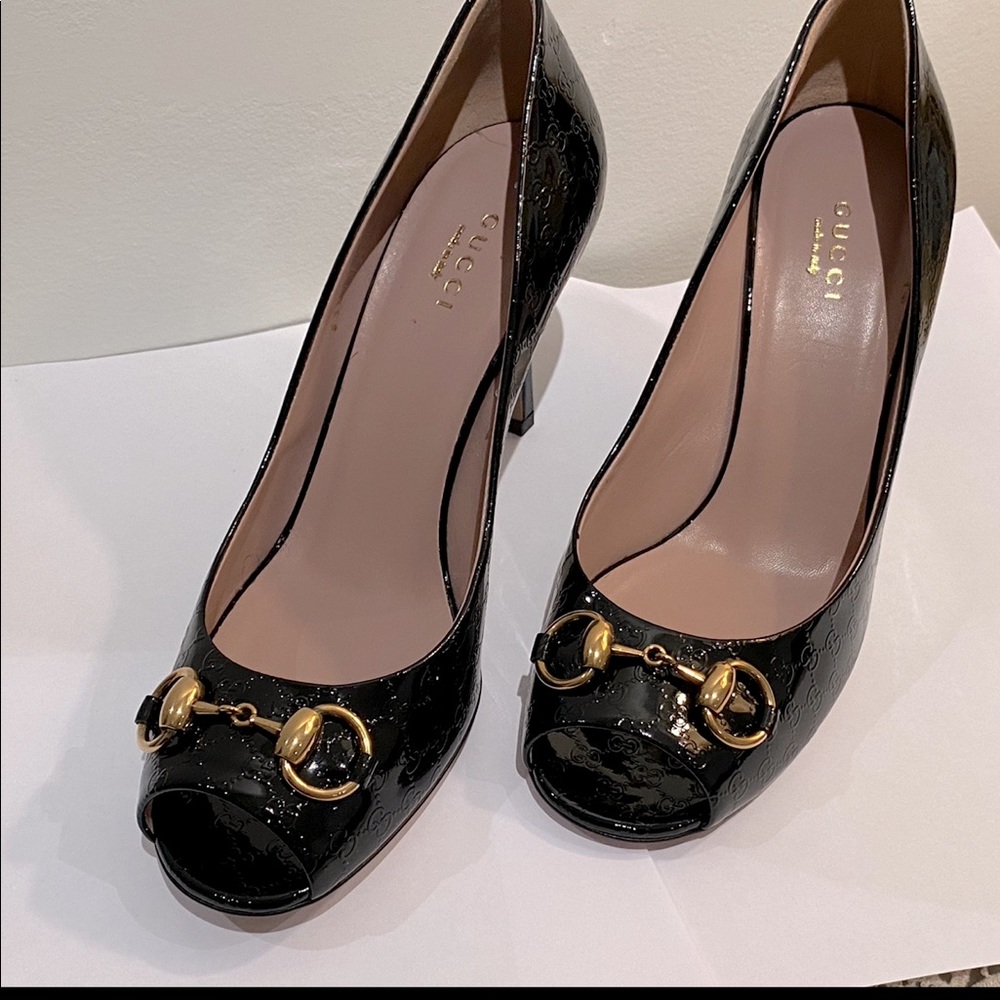 Authentic Gucci Shoes